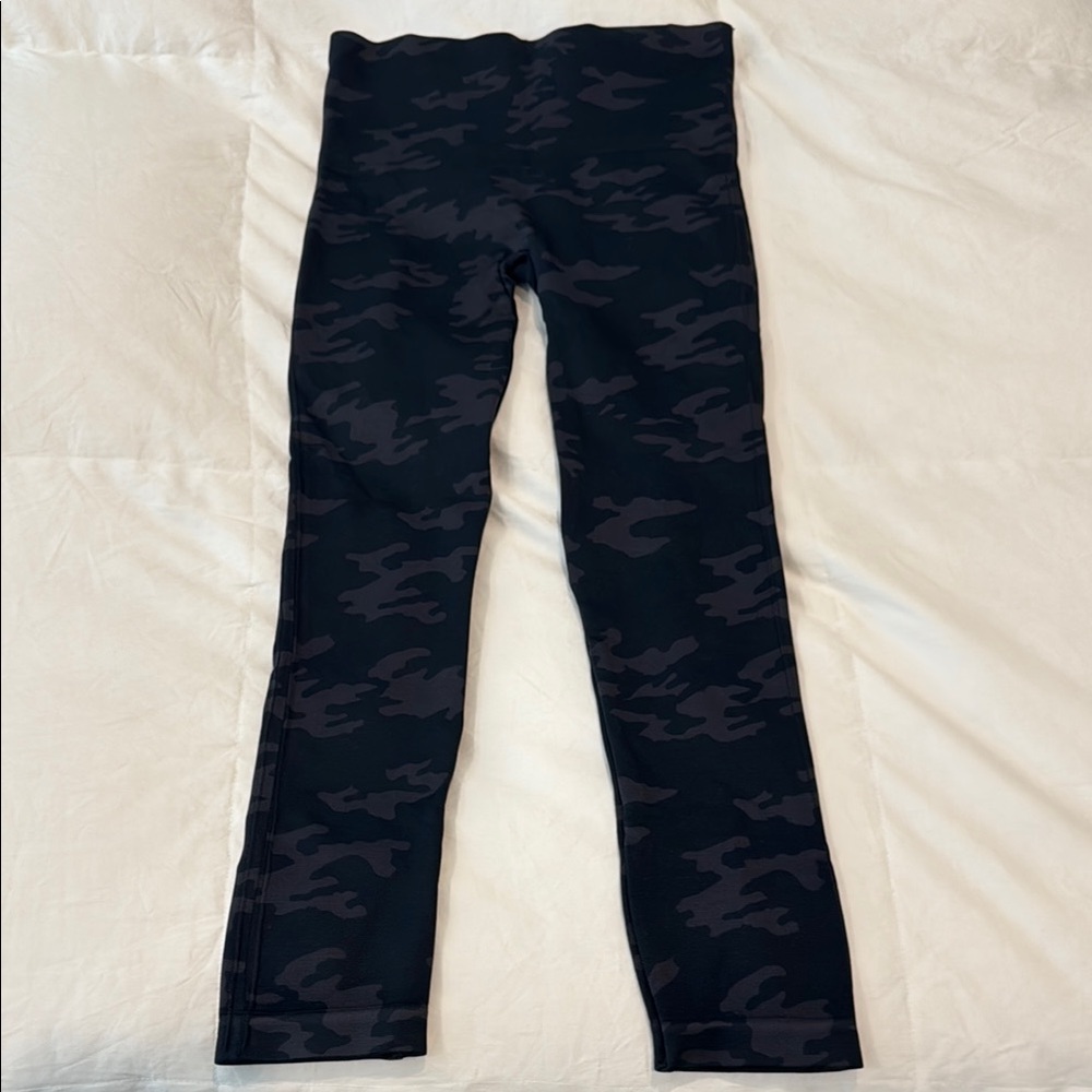 SPANX Black Camouflage Leggings